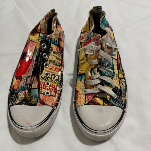 Custom Converse Chuck Taylor Low Top Magazine Collage Art Sneakers Keen Cush - Picture 2 of 8
